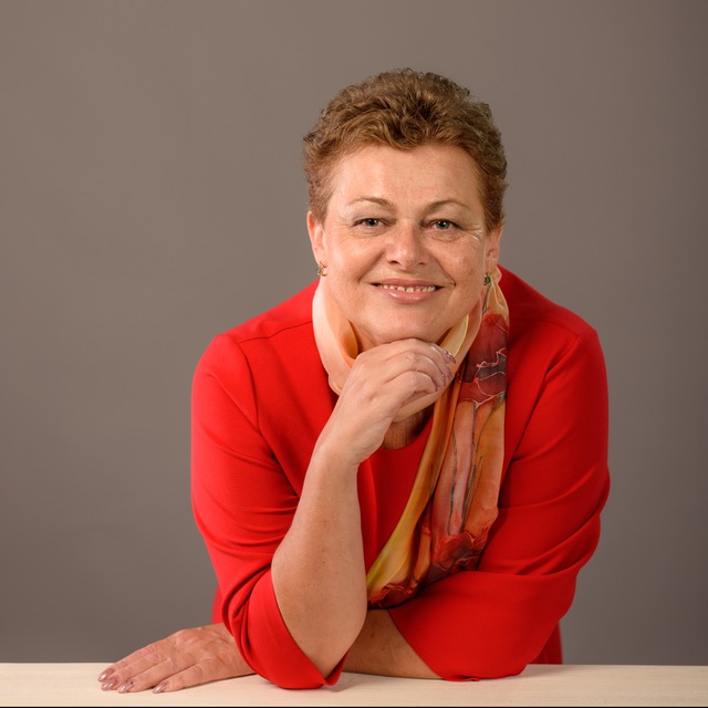 Lili Leonida